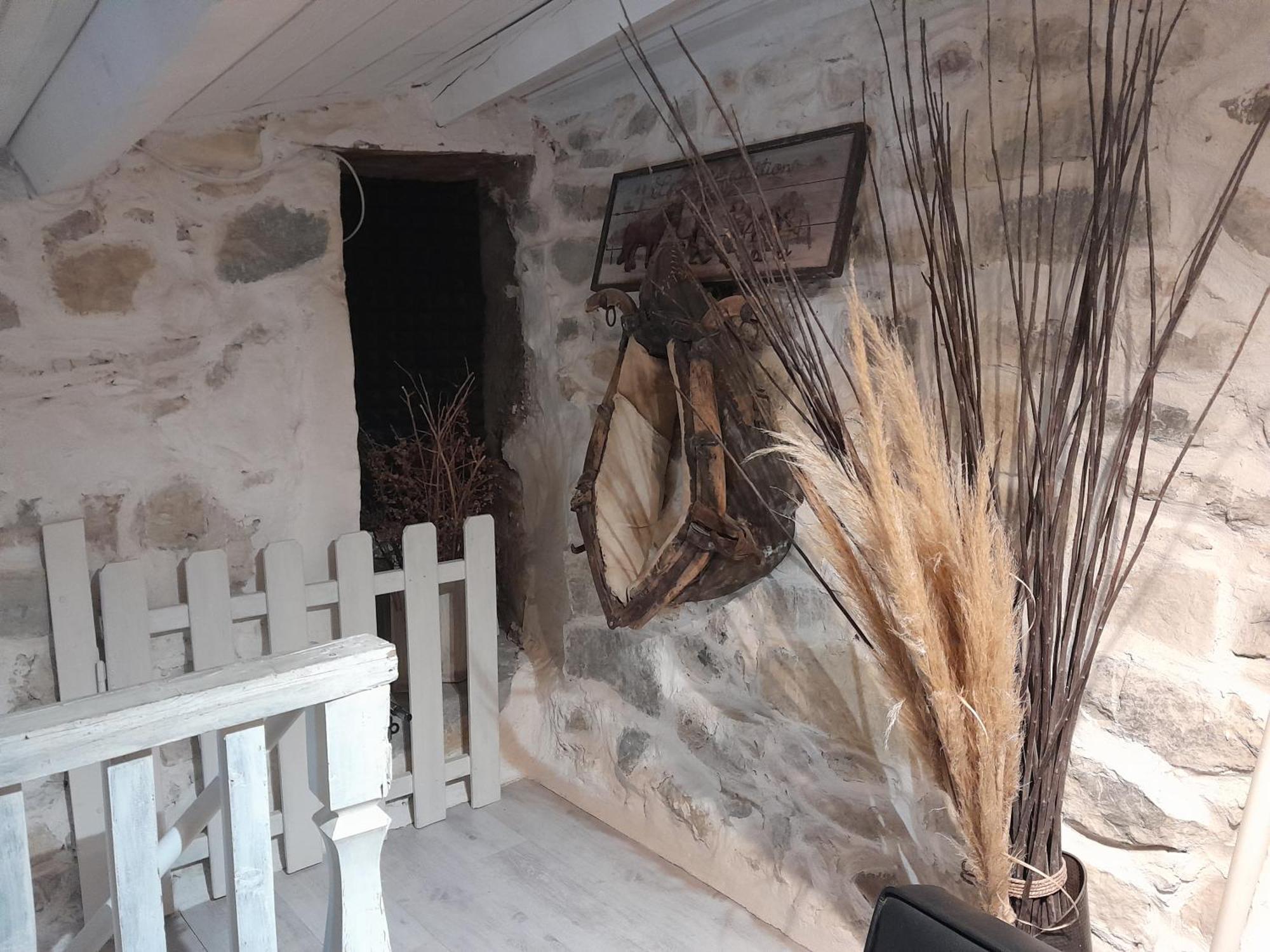 Le Patio Aux Hirondelles Villa Lagorce  Buitenkant foto
